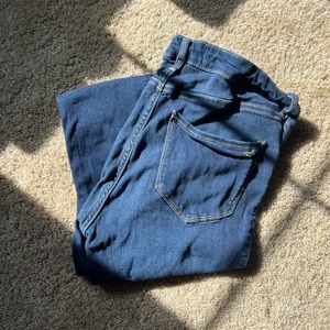 Hollister high rise jean legging (see description about size) 💛